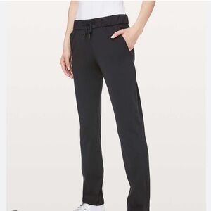 Lululemon black on the fly full length pant - size 4